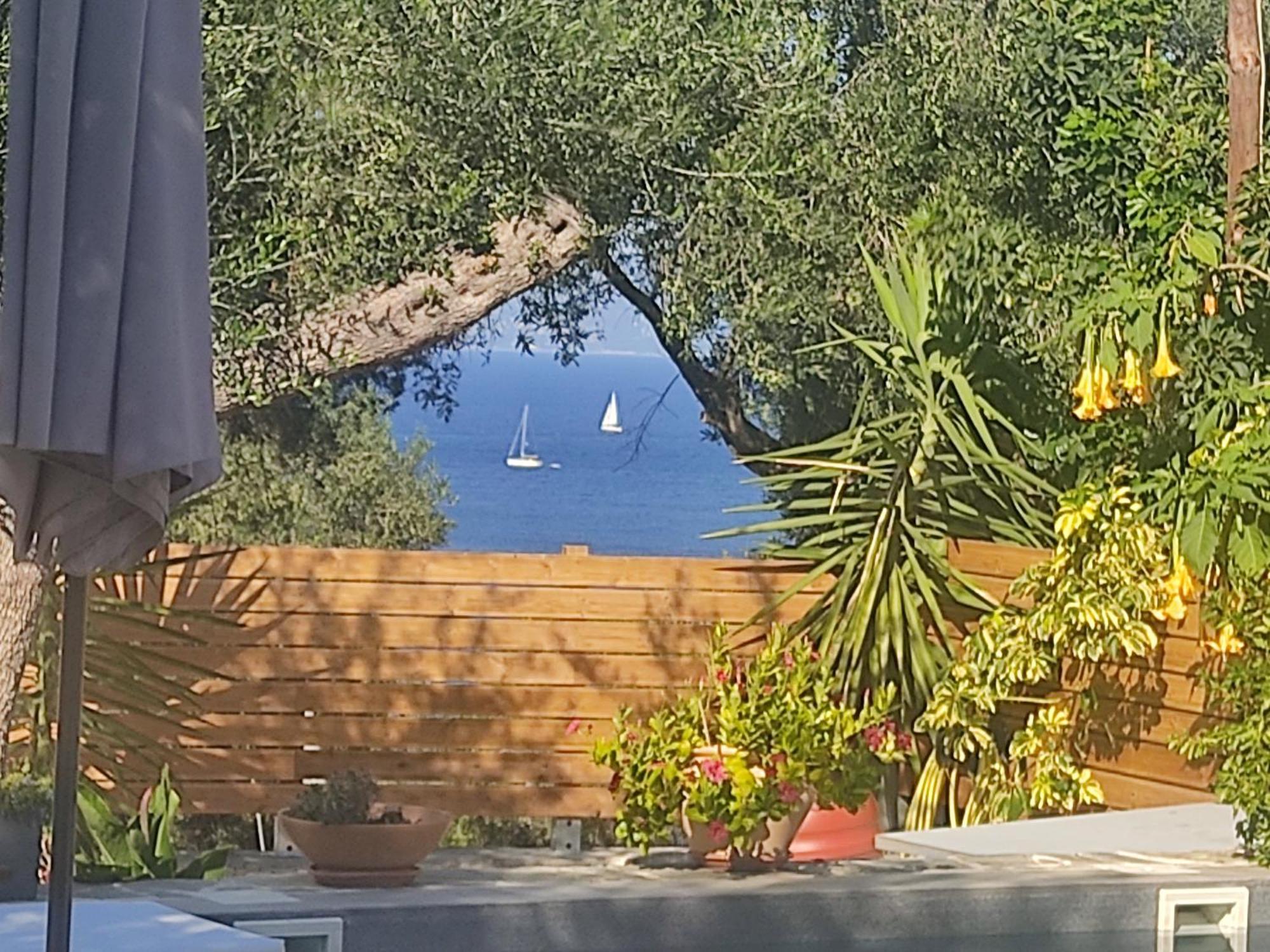 Villa Paxos